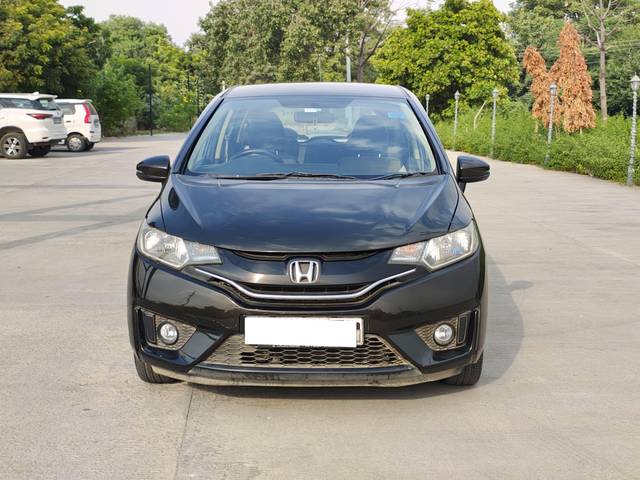 https://images10.gaadi.com/usedcar_image/4180092/original/processed_4ed62f09e578175a88b411a288e32a00.jpg?imwidth=6400