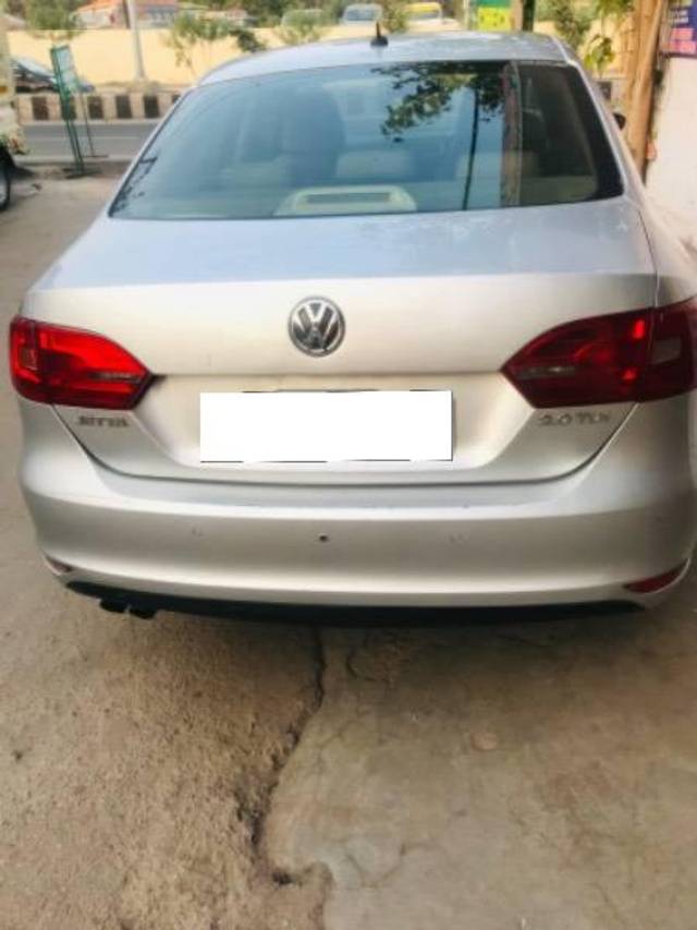 https://images10.gaadi.com/usedcar_image/4180136/original/processed_19f71566-e5cc-4bd3-8505-fca577b31ad6.jpeg?imwidth=6401