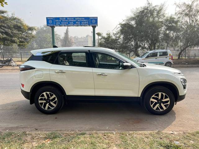 https://images10.gaadi.com/usedcar_image/4180199/original/processed_131ccc723e2dd4d92109849002ec148f.jpg?imwidth=6401