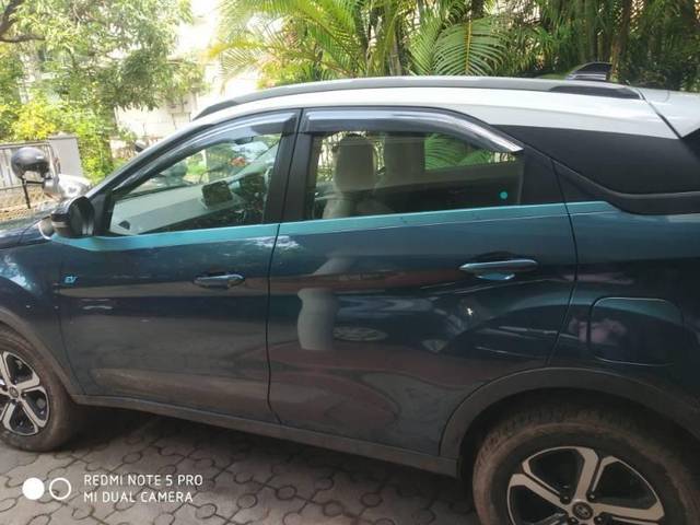 https://images10.gaadi.com/usedcar_image/4180348/original/processed_f07d4c70-e604-4a09-a9db-a05ec84122a5.jpg?imwidth=6401