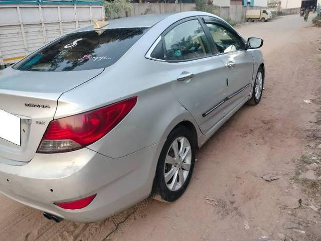 https://images10.gaadi.com/usedcar_image/4180354/original/processed_a343393b-133e-4a1a-8cbc-26d9f512eca4.jpg?imwidth=6401