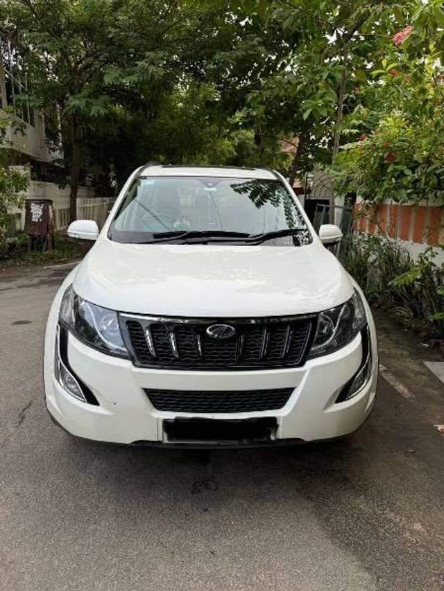 https://images10.gaadi.com/usedcar_image/4180377/original/processed_d00fb29c-e91b-4460-8b04-f3762a75380c.jpeg?imwidth=6402