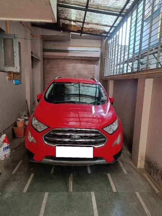 https://images10.gaadi.com/usedcar_image/4180489/original/processed_277f622e-a140-4b6c-bb00-0f137d25a35c.jpg?imwidth=6402