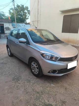 Tata Tiago 2015-2019 Tata Tiago 1.2 Revotron XZA