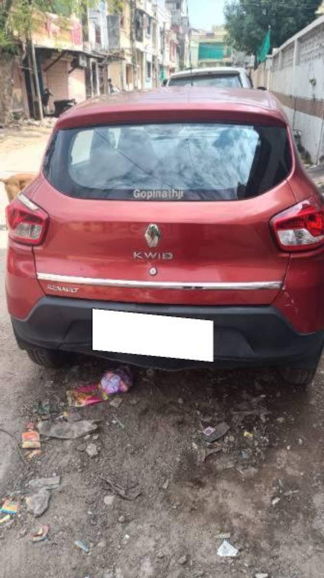 https://images10.gaadi.com/usedcar_image/4180695/original/processed_e482e891-e199-45f1-963d-04dcaa1e326e.jpg?imwidth=6401