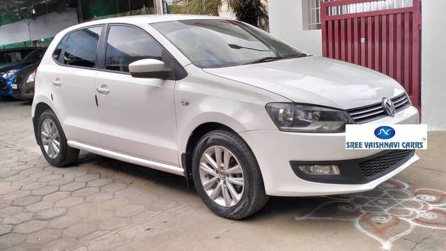 https://images10.gaadi.com/usedcar_image/4180907/original/processed_2d07ad4b4c302f7299073c0ba4ce4ce4.jpg?imwidth=6400