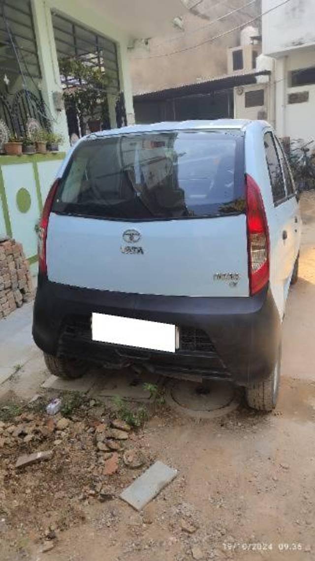 https://images10.gaadi.com/usedcar_image/4181024/original/processed_8e544101-19e8-4fd5-8931-3b0116cf52fa.jpg?imwidth=6401