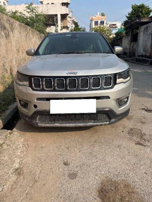 https://images10.gaadi.com/usedcar_image/4181037/original/d67e516cd03cb1843c6aaf6da5a2bbbc.jpg?imwidth=6400