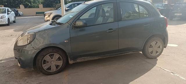 https://images10.gaadi.com/usedcar_image/4181075/original/6b86fc0739e7dbd8ff44e1d73d406939.jpg?imwidth=6402