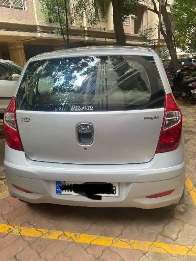 https://images10.gaadi.com/usedcar_image/4181221/original/processed_6d54ce5b-a28f-4627-bdac-0a6d56250f1c.jpg?imwidth=6401