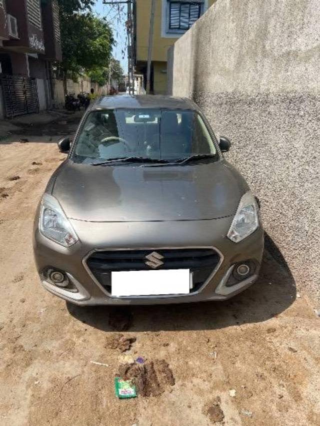 https://images10.gaadi.com/usedcar_image/4181335/original/processed_b32f9af6-e74a-4efb-bd08-821a15dd6d99.jpg?imwidth=6402