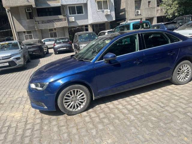 https://images10.gaadi.com/usedcar_image/4181393/original/3ab5edc63f2e9060b98d455777dac56b.jpeg?imwidth=6401