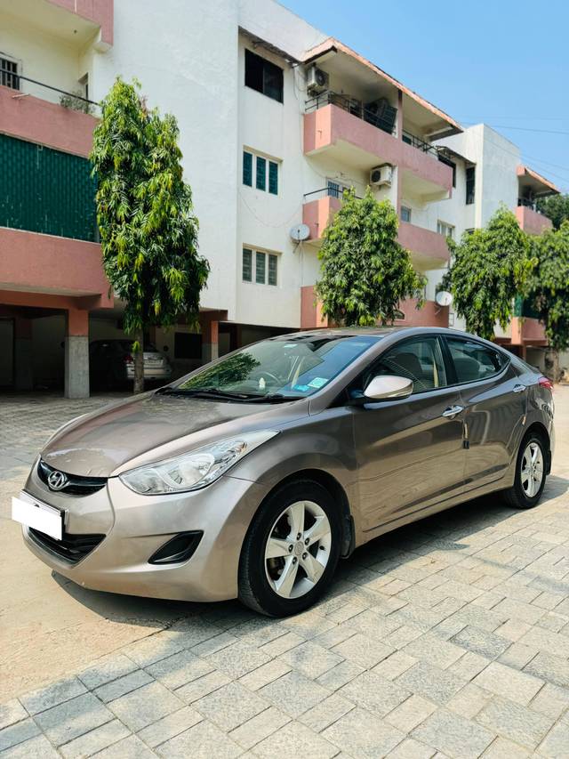 https://images10.gaadi.com/usedcar_image/4181543/original/processed_a3b43f5f2df015549eccb84bf83b5061.jpeg?imwidth=6402