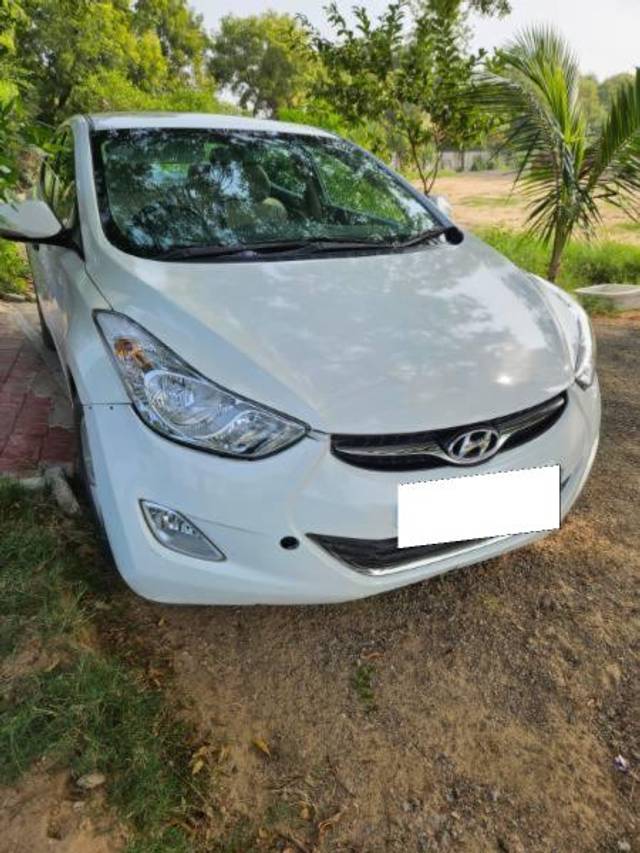 https://images10.gaadi.com/usedcar_image/4181558/original/processed_3d32a7f4-b720-4f80-aef1-7cf5a9779d10.jpg?imwidth=6402