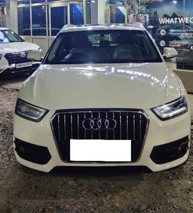 https://images10.gaadi.com/usedcar_image/4181618/original/processed_1c327c4388d06db9428a51aa9632a39b.jpg?imwidth=6402