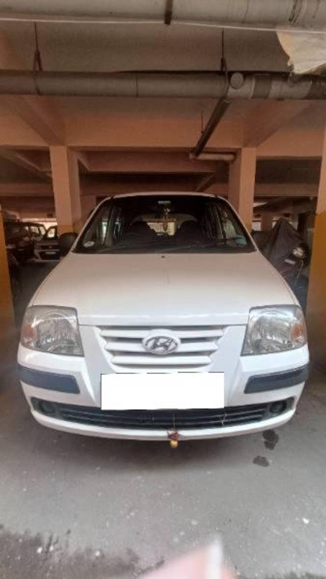 https://images10.gaadi.com/usedcar_image/4181619/original/processed_baf8219c-4d7a-4ca2-bc98-5c0060df4000.jpg?imwidth=6400