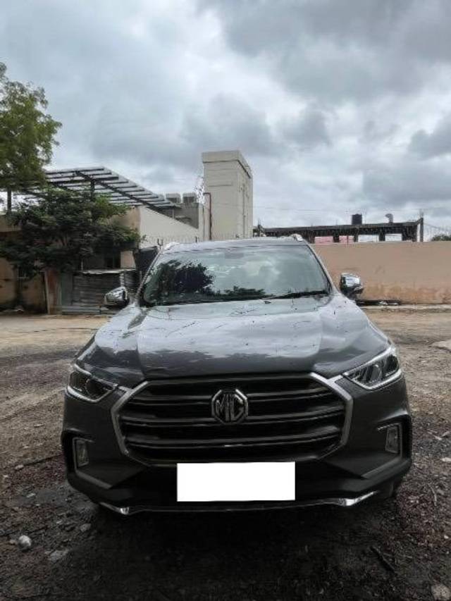 https://images10.gaadi.com/usedcar_image/4181622/original/processed_de391feb-4598-4e23-babc-255a3174792f.jpg?imwidth=6402