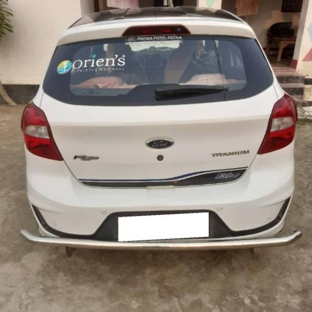 https://images10.gaadi.com/usedcar_image/4181817/original/processed_b2f1c386-8104-430d-95f0-2e388ed5cada.jpg?imwidth=6400