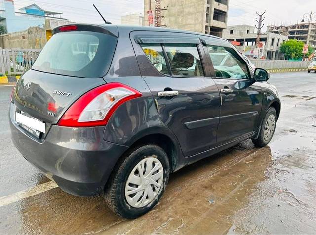 https://images10.gaadi.com/usedcar_image/4182005/original/processed_90a45e94dfa17d5513029d2587dd02f4.jpg?imwidth=6402