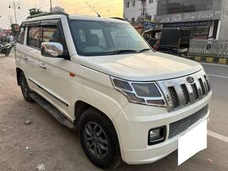 Mahindra TUV 300 Mahindra TUV 300 T10 BSIV