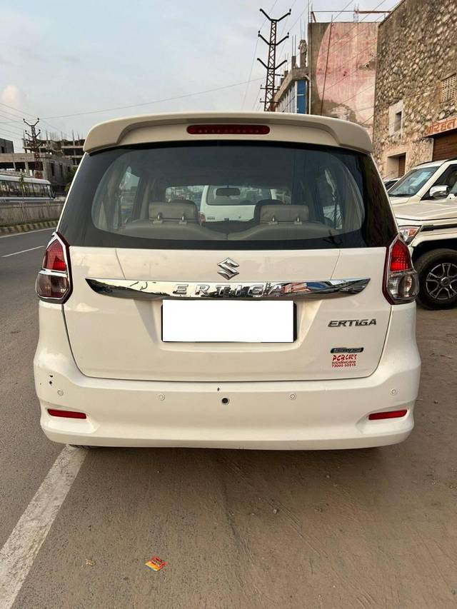 https://images10.gaadi.com/usedcar_image/4182100/original/processed_79f15cd82cb7cbd52d653a470432b074.jpg?imwidth=6402