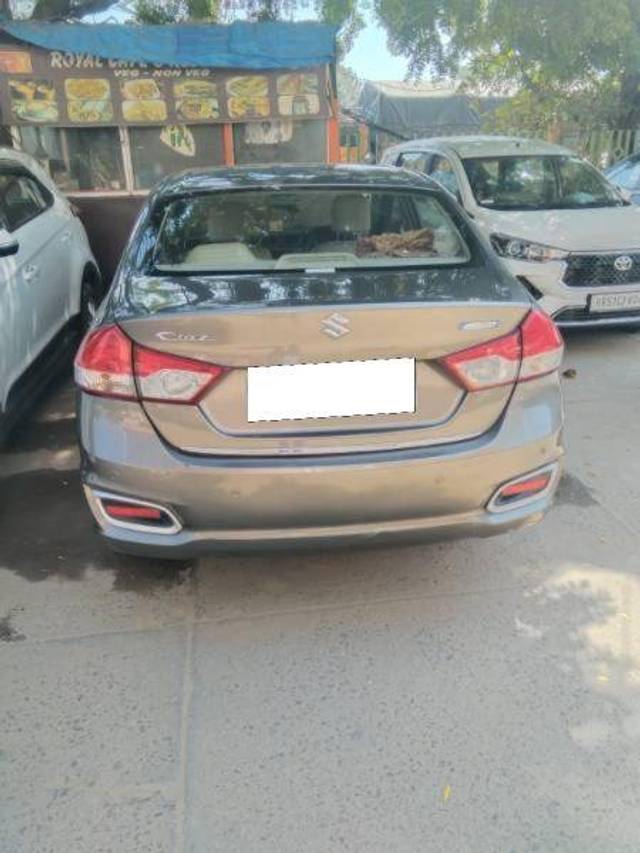 https://images10.gaadi.com/usedcar_image/4182241/original/618e4fc362a7cb8a92559b7f49074ac3.jpg?imwidth=6401