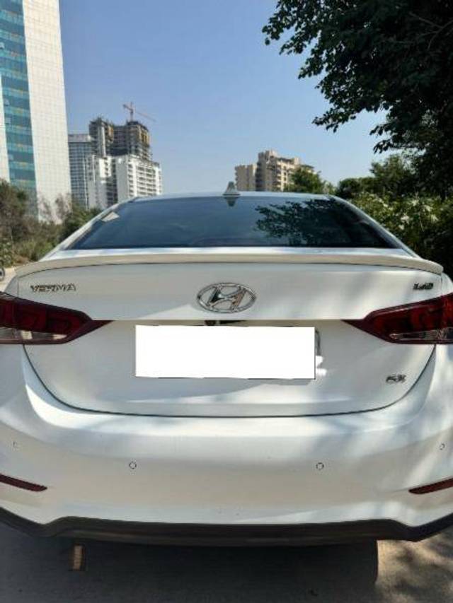 https://images10.gaadi.com/usedcar_image/4182255/original/16109828e8c42e13d16cfa73b3f515f8.jpeg?imwidth=6401