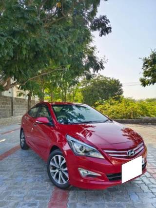 Hyundai Verna 2015-2016 Hyundai Verna 1.6 VTVT S