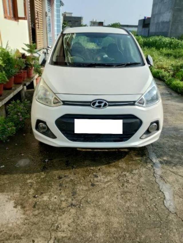 https://images10.gaadi.com/usedcar_image/4182422/original/processed_8304384d-1350-48ff-b0c5-a2d2258c3dfb.jpg?imwidth=6400