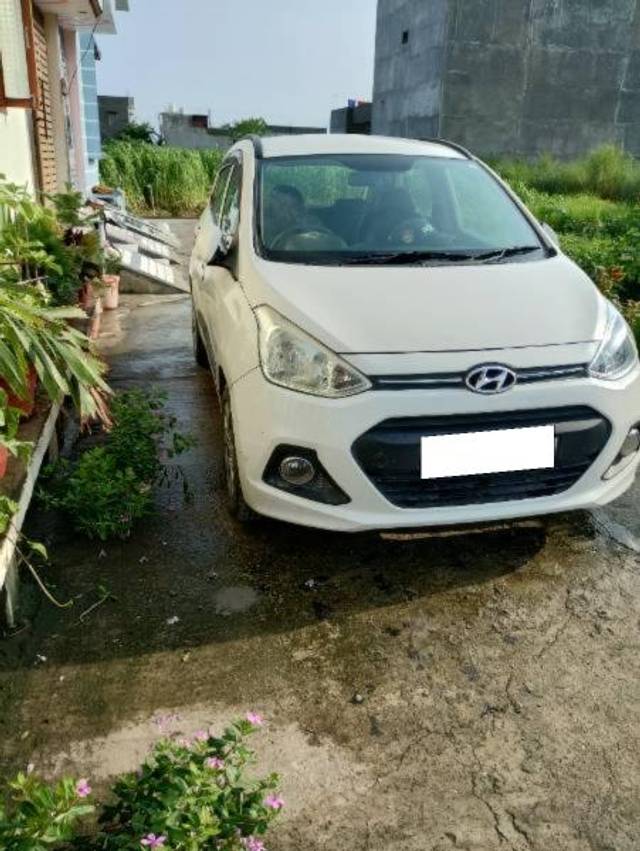 https://images10.gaadi.com/usedcar_image/4182437/original/processed_f55a60f2-3cbf-408a-b61c-aa662df1288a.jpg?imwidth=6400