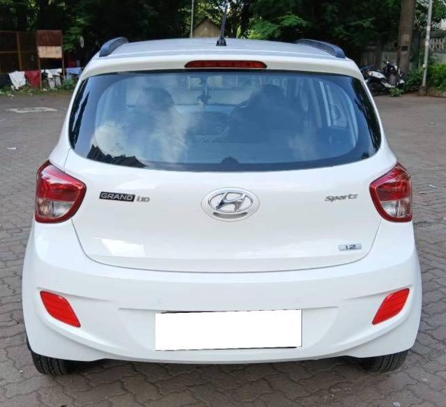 https://images10.gaadi.com/usedcar_image/4182530/original/processed_75be861d-d0d7-4e62-8f07-1cd6e630e55e.jpg?imwidth=6401