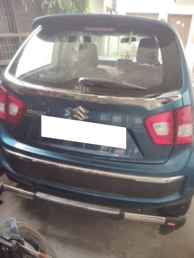 https://images10.gaadi.com/usedcar_image/4182567/original/processed_4b4b7750-57fc-49d9-bf63-2e8713d0d423.jpg?imwidth=6401