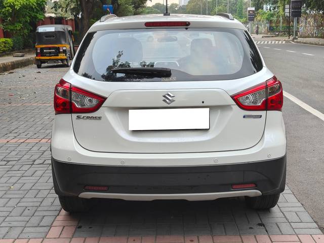 https://images10.gaadi.com/usedcar_image/4182647/original/processed_06299b55b372b869fe95738bf8f3fba9.jpg?imwidth=6402