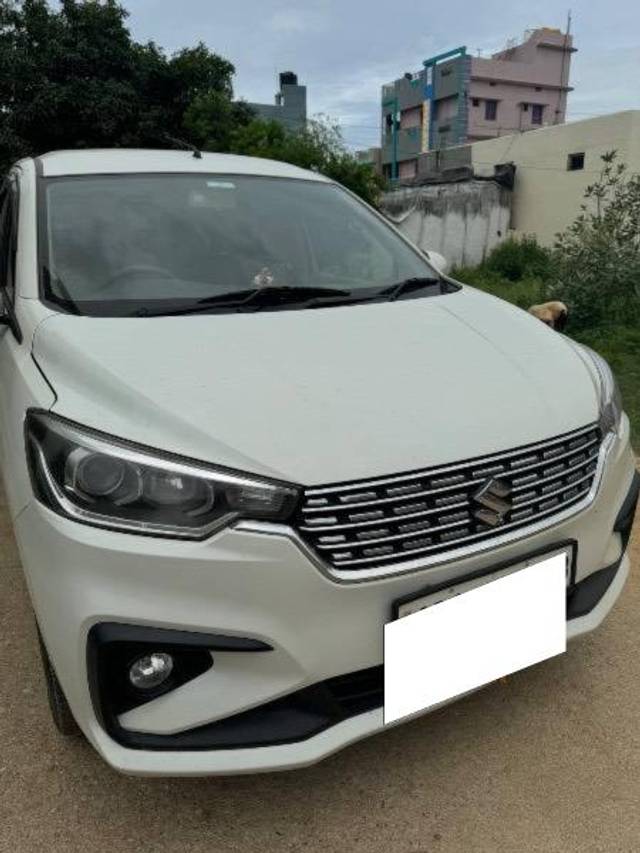 https://images10.gaadi.com/usedcar_image/4182749/original/processed_784b6637-4177-438e-bed5-2e5c5e51f85e.jpeg?imwidth=6400