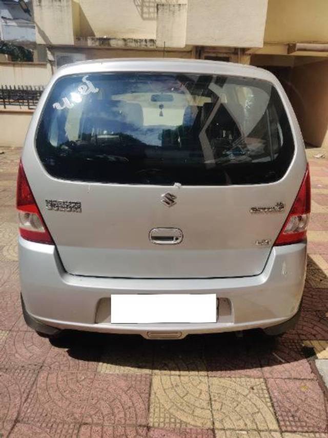 https://images10.gaadi.com/usedcar_image/4183043/original/processed_b3ba3996-f0db-4ef7-bb5f-4b9623f98a26.jpg?imwidth=6402