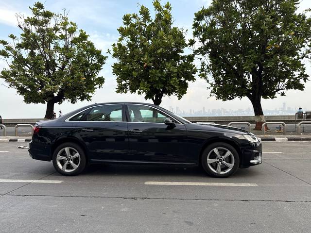 https://images10.gaadi.com/usedcar_image/4183056/original/a28bf4c73b4be1f6f4b19e02eb07e731.jpg?imwidth=6400