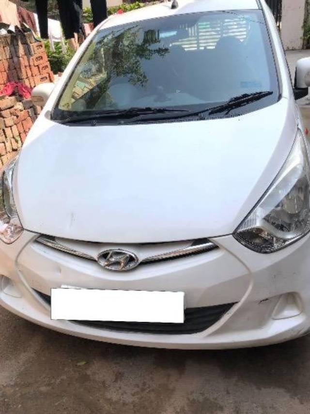 https://images10.gaadi.com/usedcar_image/4183071/original/processed_a5646395-1836-4912-9ce1-ff1b9155200f.jpg?imwidth=6400