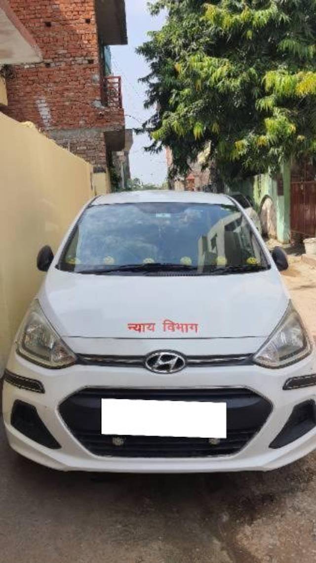 https://images10.gaadi.com/usedcar_image/4183166/original/processed_4d4a98ec-ce1f-4325-b944-c726d4e6d3ed.jpg?imwidth=6400