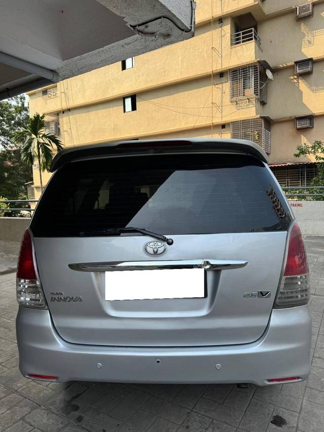 https://images10.gaadi.com/usedcar_image/4183195/original/processed_3b587465b564c0946deeed6c63e73640.jpg?imwidth=6402