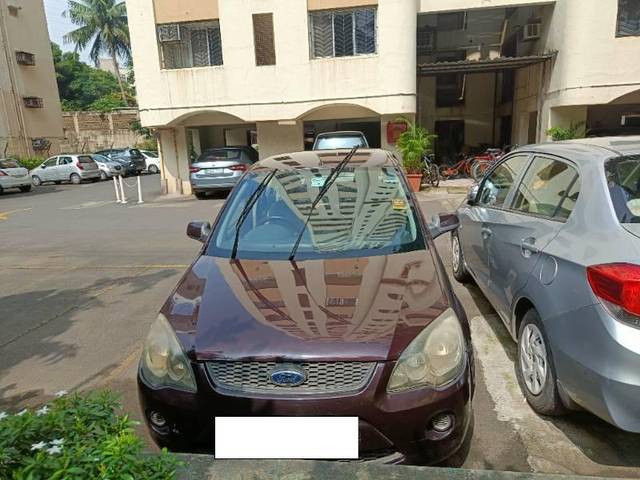 https://images10.gaadi.com/usedcar_image/4183305/original/processed_d7aed0d4-d837-4fbe-b8ff-3d7f47c4f866.jpg?imwidth=6400