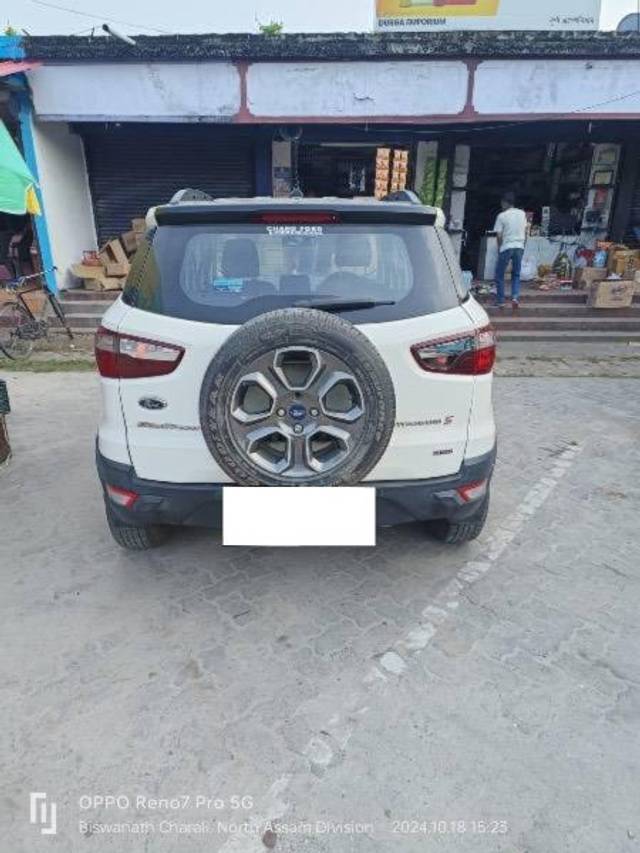 https://images10.gaadi.com/usedcar_image/4183377/original/processed_762fc5ce-8b17-4ebd-bc7e-8b479edeb4cc.jpeg?imwidth=6401