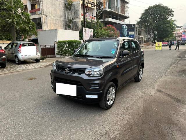 https://images10.gaadi.com/usedcar_image/4183456/original/processed_f9756ce2e86764e257852e202209715f.jpg?imwidth=6402