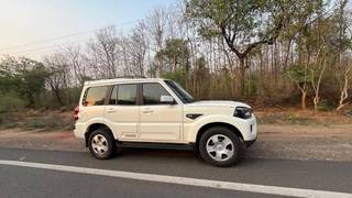 Mahindra Scorpio 2014-2022 Mahindra Scorpio S5