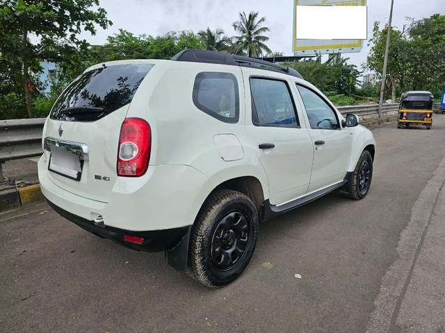 https://images10.gaadi.com/usedcar_image/4183703/original/processed_30950fb6e3fbb67748a79dd5db6771d7.jpeg?imwidth=6401