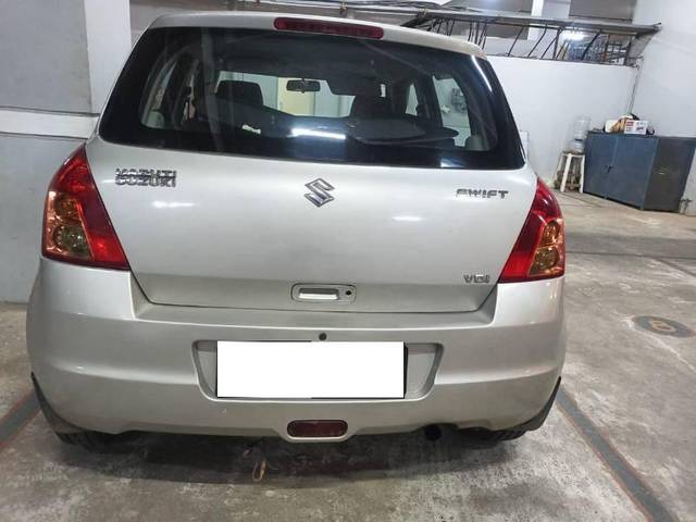 https://images10.gaadi.com/usedcar_image/4183732/original/processed_c38a44dd-990b-4485-b771-cf148c67bbe6.jpeg?imwidth=6401