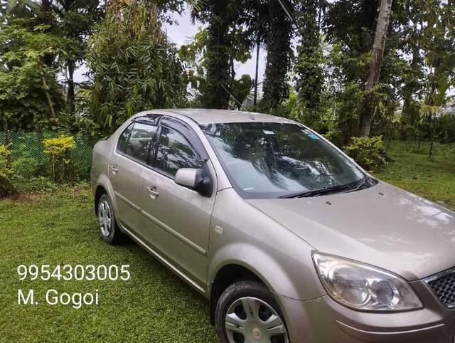 https://images10.gaadi.com/usedcar_image/4183825/original/processed_bfc39085-3772-45fb-99ec-e8c93b0eb829.jpg?imwidth=6400