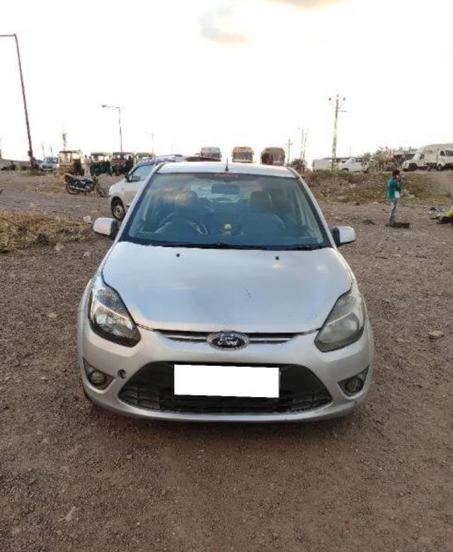 https://images10.gaadi.com/usedcar_image/4183843/original/processed_30370e5f-2057-4d00-a750-1adebd9cd2a3.jpg?imwidth=6402