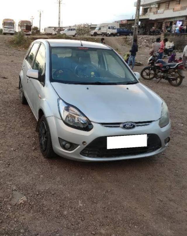 https://images10.gaadi.com/usedcar_image/4183843/original/processed_5e97d0d8-7bb3-4ae6-a267-0372c20c52c5.jpg?imwidth=6400