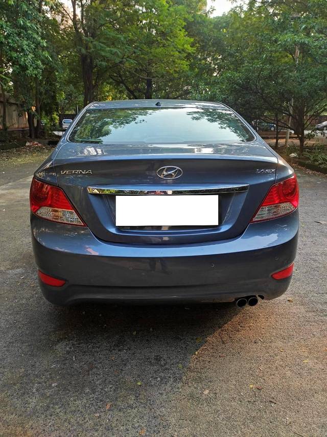 https://images10.gaadi.com/usedcar_image/4183914/original/processed_28968e020f4d5d83b3aa9f572fca5ca0.jpg?imwidth=6402