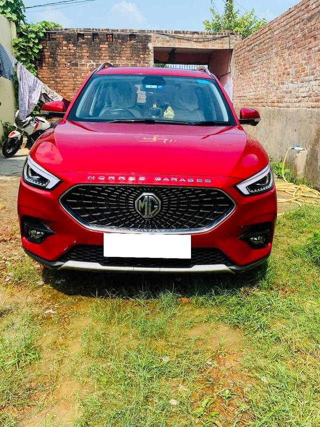 https://images10.gaadi.com/usedcar_image/4183964/original/processed_ef4898d3-a7c4-45ac-8340-a850c74ed649.jpeg?imwidth=6400